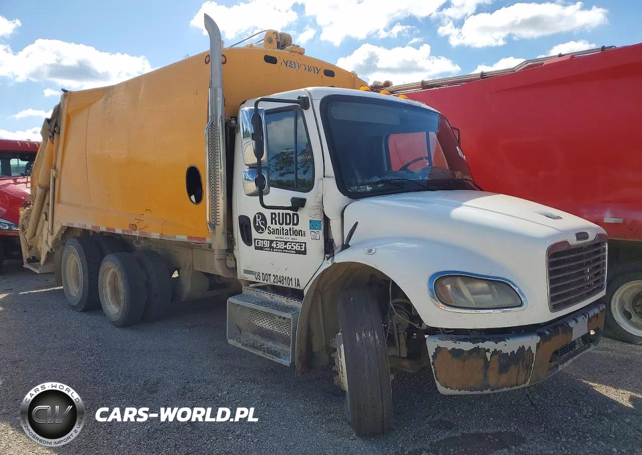 2009 Freightliner Business Class M2 Refuse Truck