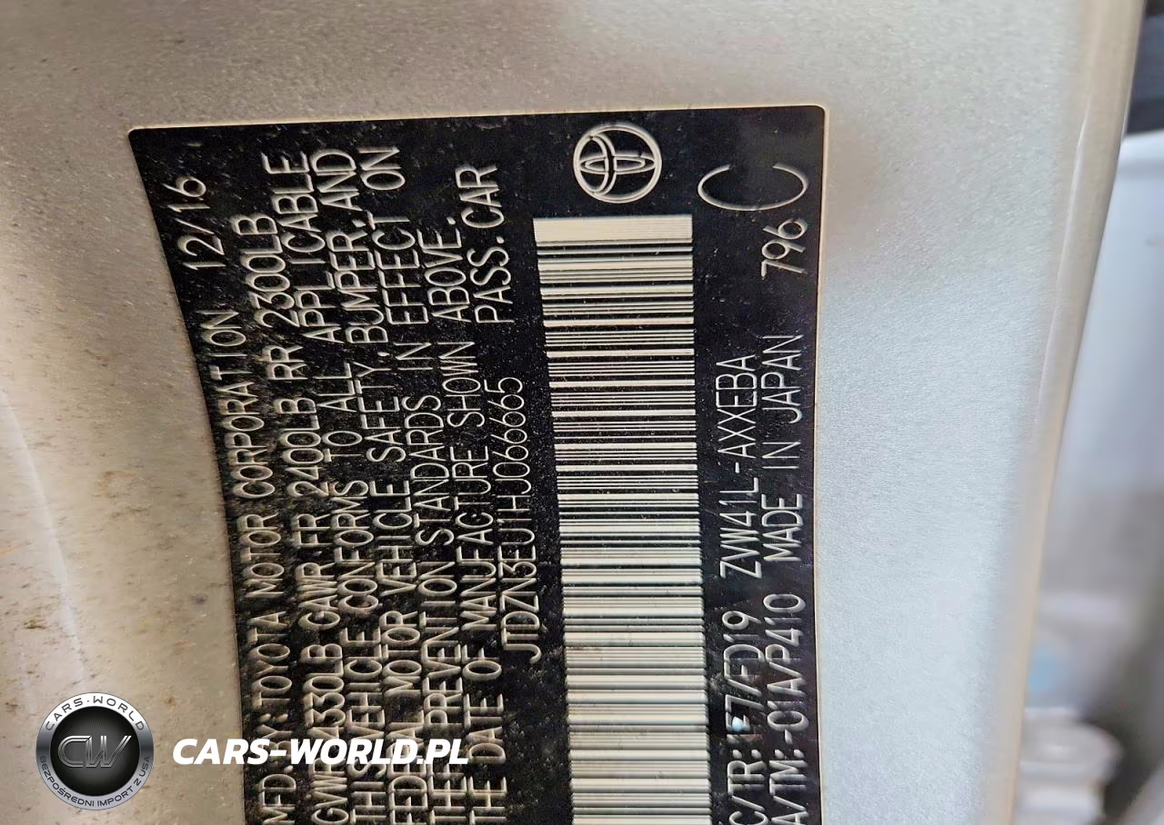 2017 Toyota Prius V Three VIN:JTDZN3EU1HJ066665 - 12