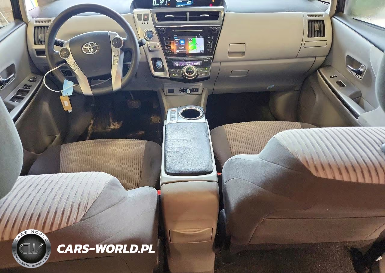 2017 Toyota Prius V Three VIN:JTDZN3EU1HJ066665 - 8