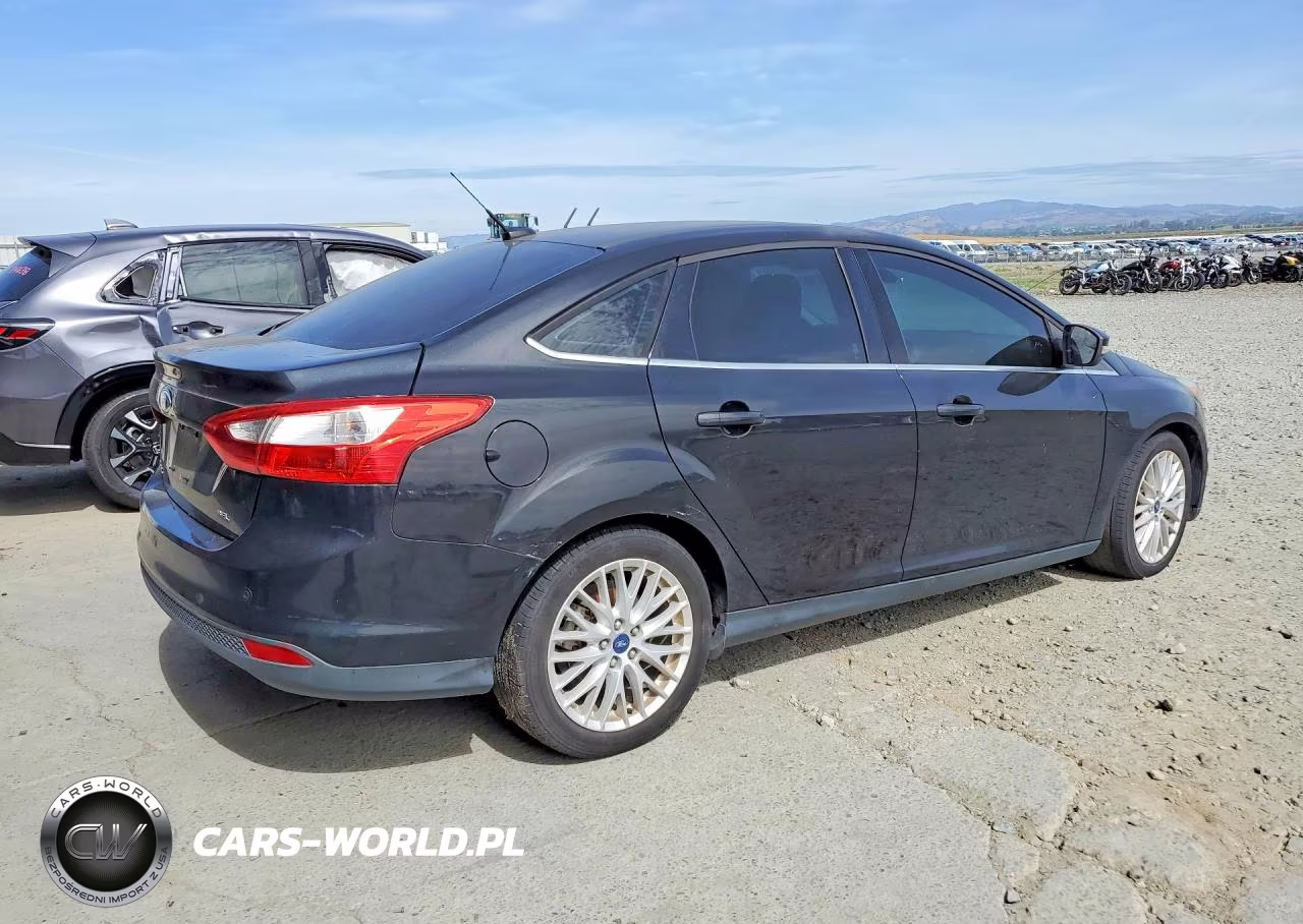 2012 Ford Focus Sel VIN:1FAHP3H22CL131283 - 3