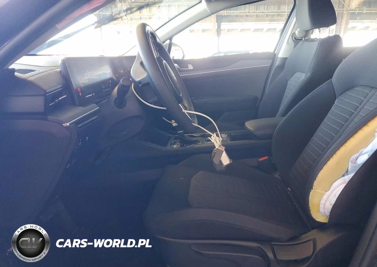 2025 Kia K5 Lxs VIN:KNAG24J73S5347367 - 7