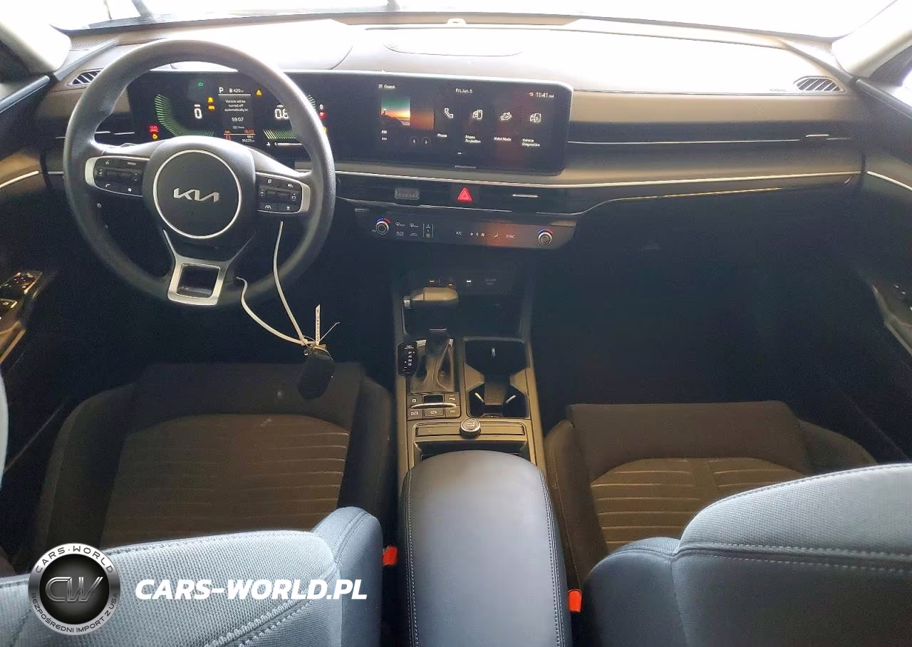 2025 Kia K5 Lxs VIN:KNAG24J73S5347367 - 8