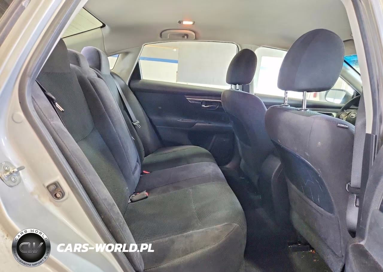 2014 Nissan Altima 2.5 S VIN:1N4AL3AP6EC327703 - 10