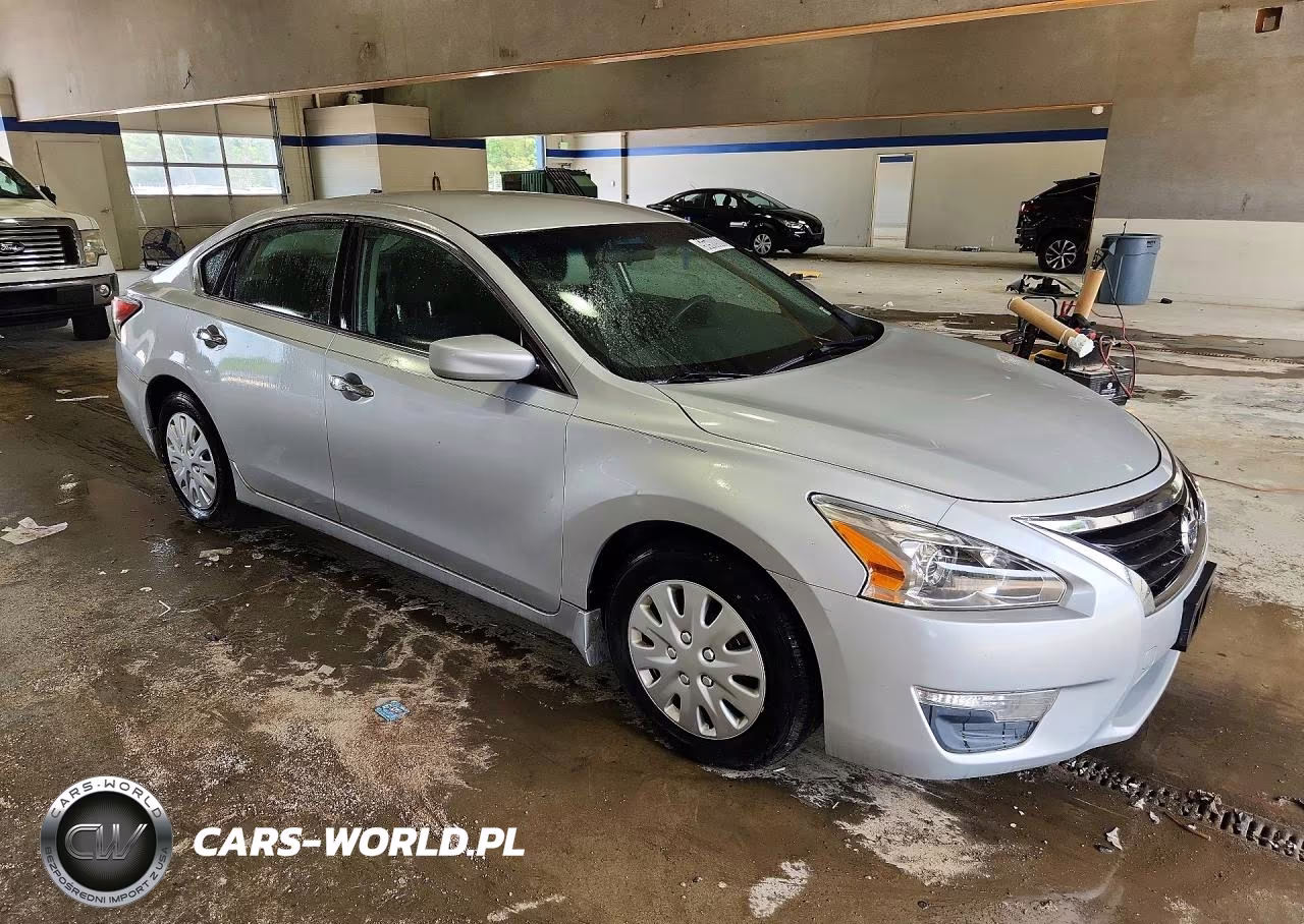 2014 Nissan Altima 2.5 S VIN:1N4AL3AP6EC327703 - 4