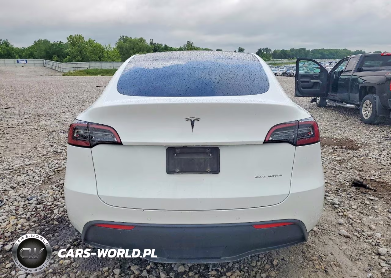2021 Tesla Model Y VIN:5YJYGDEE7MF190087 - 6