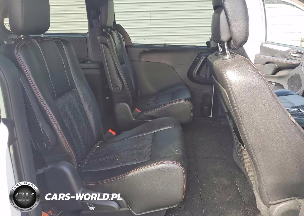 2019 Dodge Grand Caravan Gt VIN:2C4RDGEG4KR647956 - 11