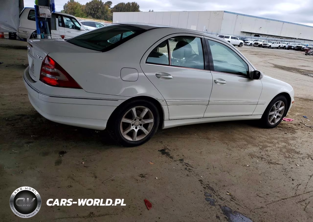 2007 Mercedes-Benz C 280 4Matic VIN:WDBRF92H27F898135 - 3