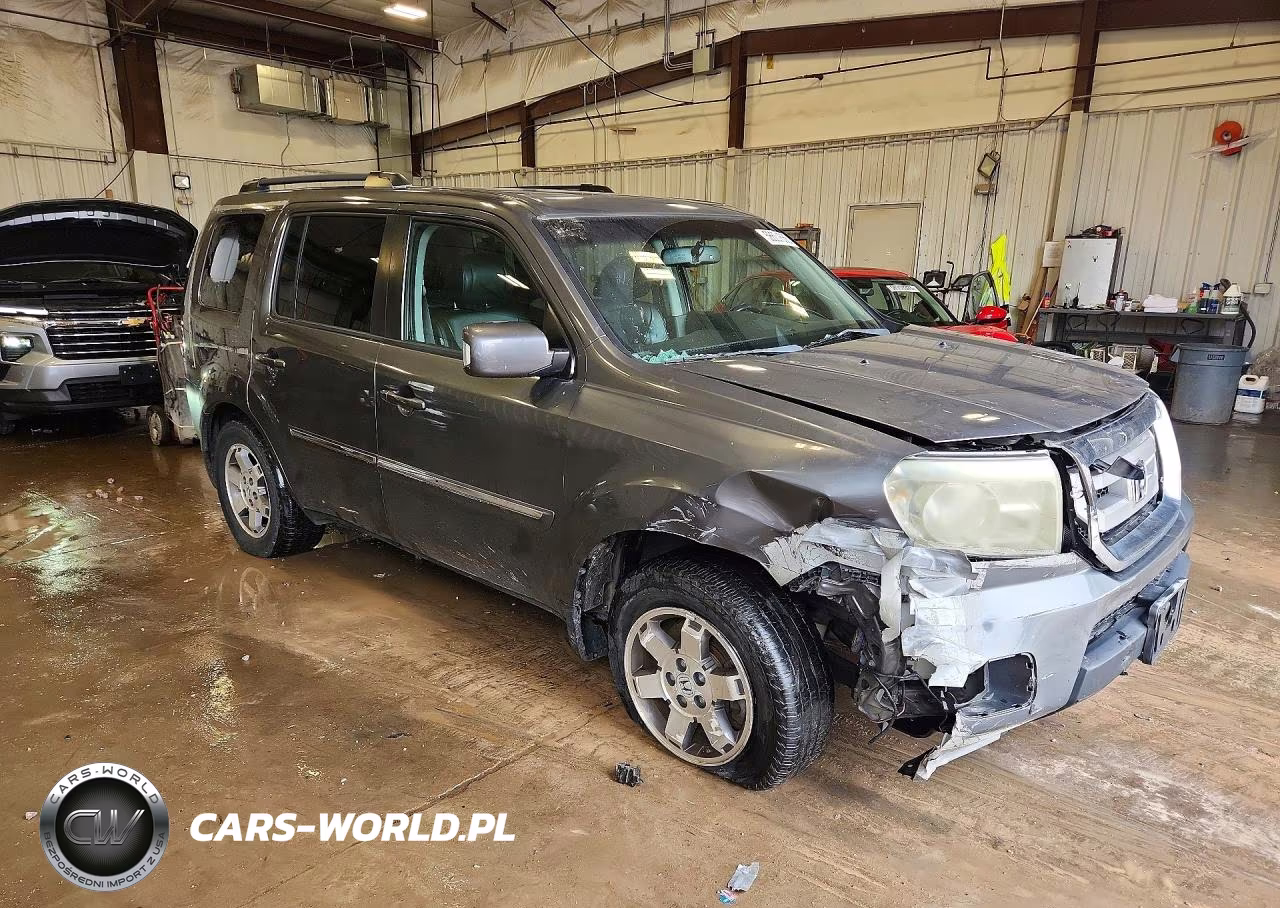2011 Honda Pilot Touring VIN:5FNYF4H95BB037366 - 4