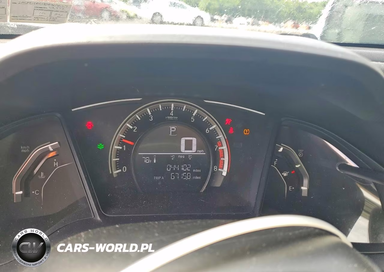 2018 Honda Civic Lx VIN:2HGFC4B04JH309507 - 9