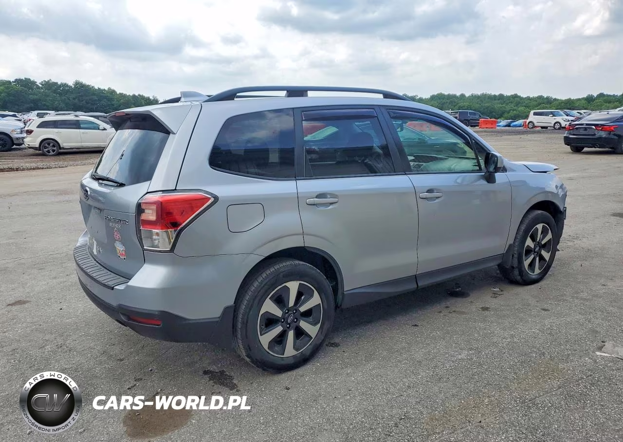 2017 Subaru Forester 2.5I Premium VIN:JF2SJAEC5HH409351 - 3