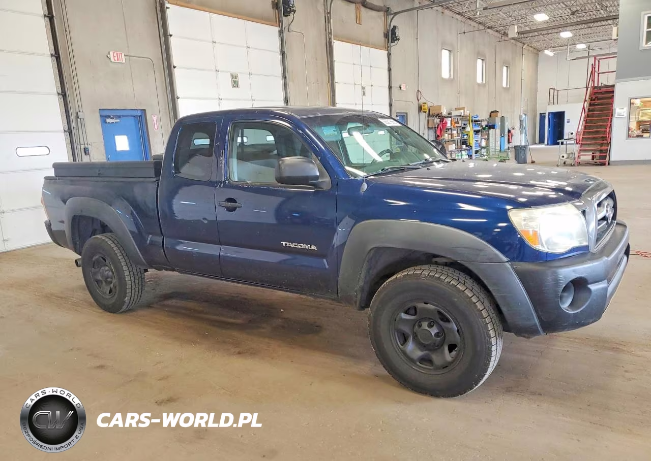 2007 Toyota Tacoma Access Cab VIN:5TEUU42N17Z335333 - 4