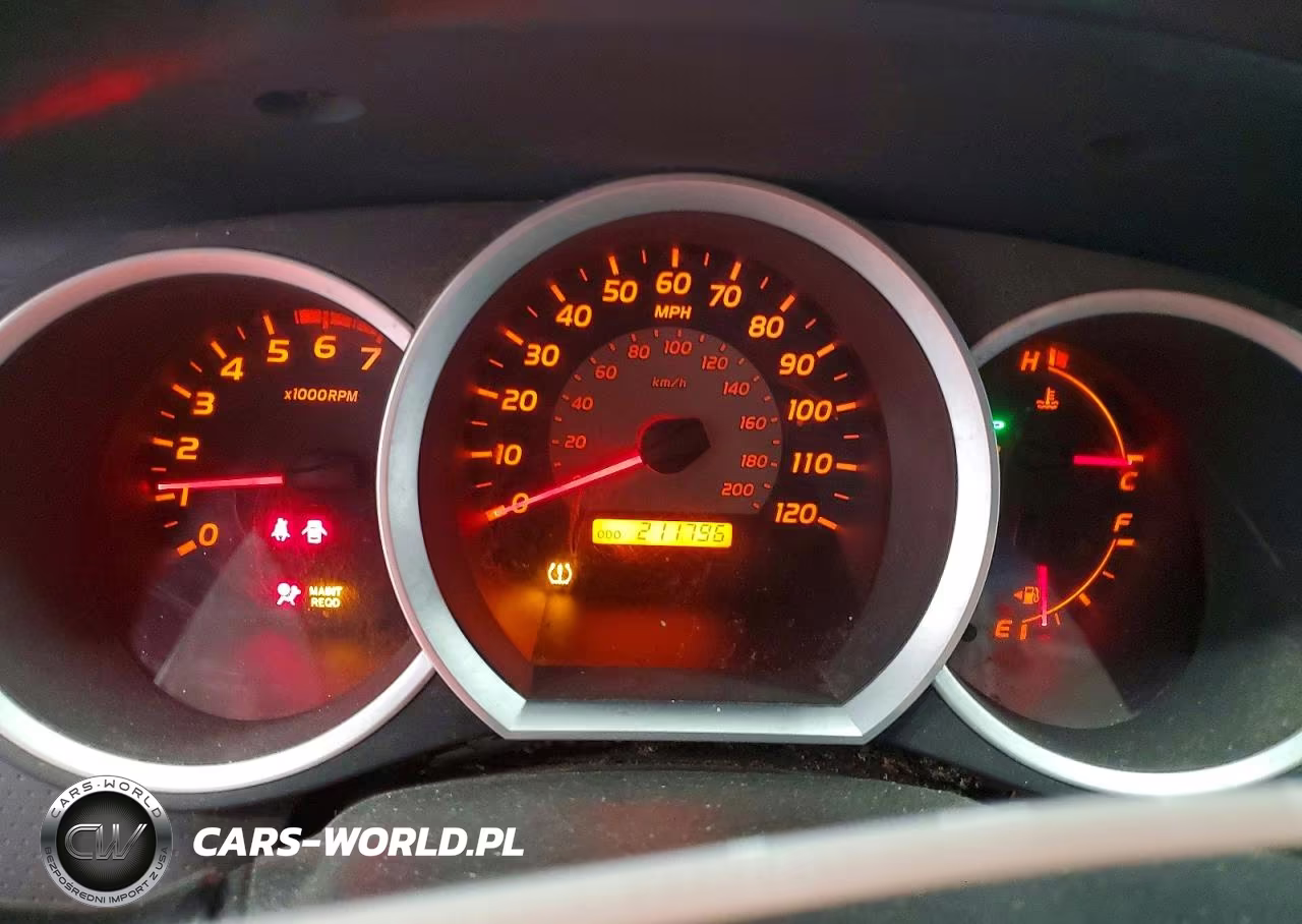 2007 Toyota Tacoma Access Cab VIN:5TEUU42N17Z335333 - 9