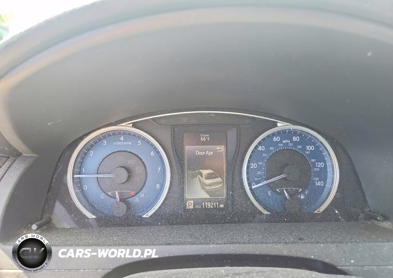 2017 Toyota Camry Le VIN:4T1BF1FK7HU379908 - 9