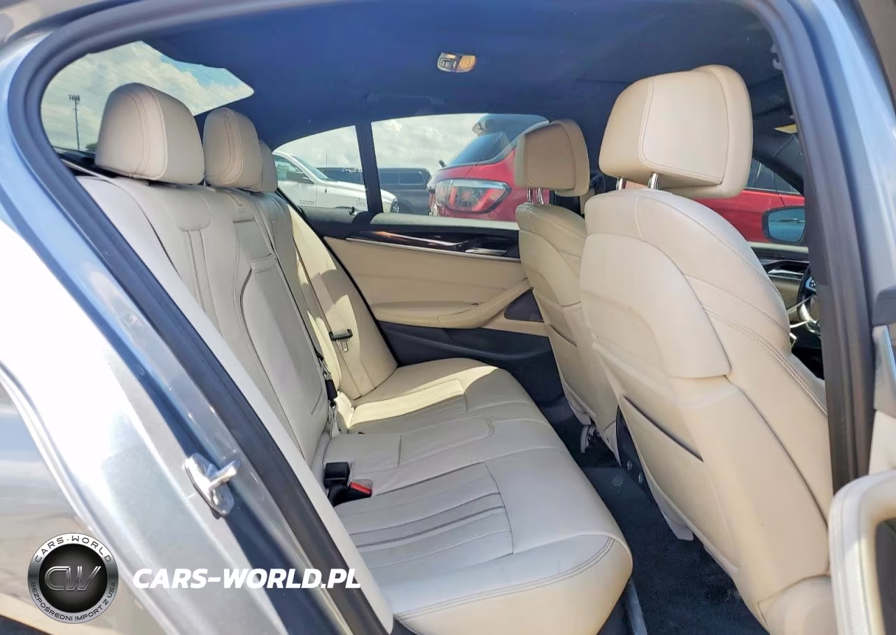 2018 BMW M550Xi VIN:WBAJB9C5XJB035853 - 10