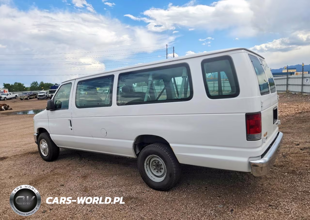 2011 Ford Econoline E350 Super Duty Wagon VIN:1FBSS3BL6BDB21823 - 2