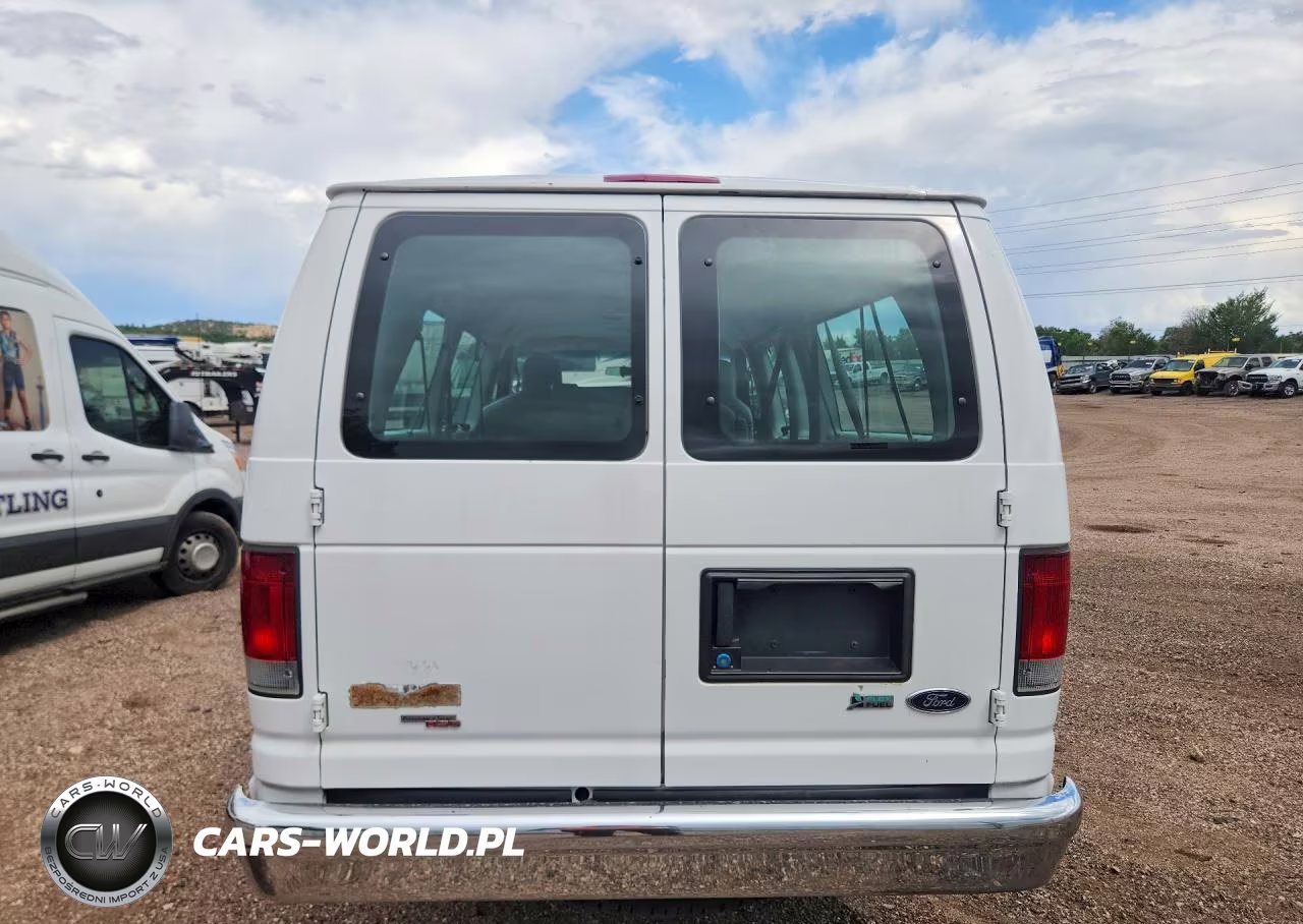 2011 Ford Econoline E350 Super Duty Wagon VIN:1FBSS3BL6BDB21823 - 6