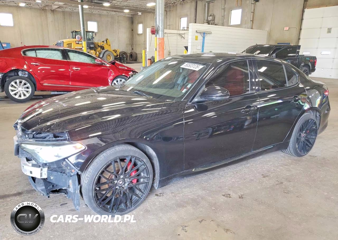 2017 Alfa Romeo Giulia Q4