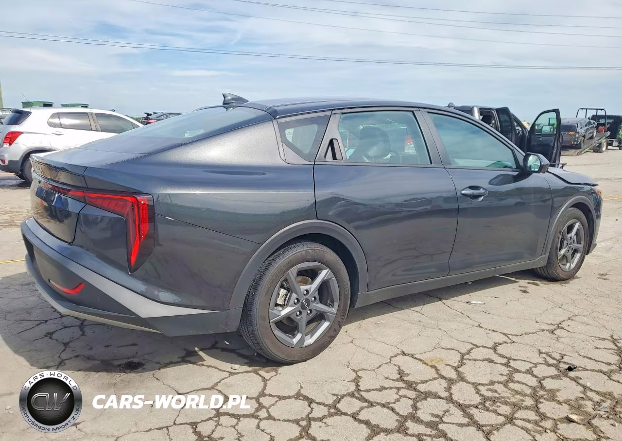 2025 Kia K4 Lxs VIN:3KPFT4DE0SE182890 - 3