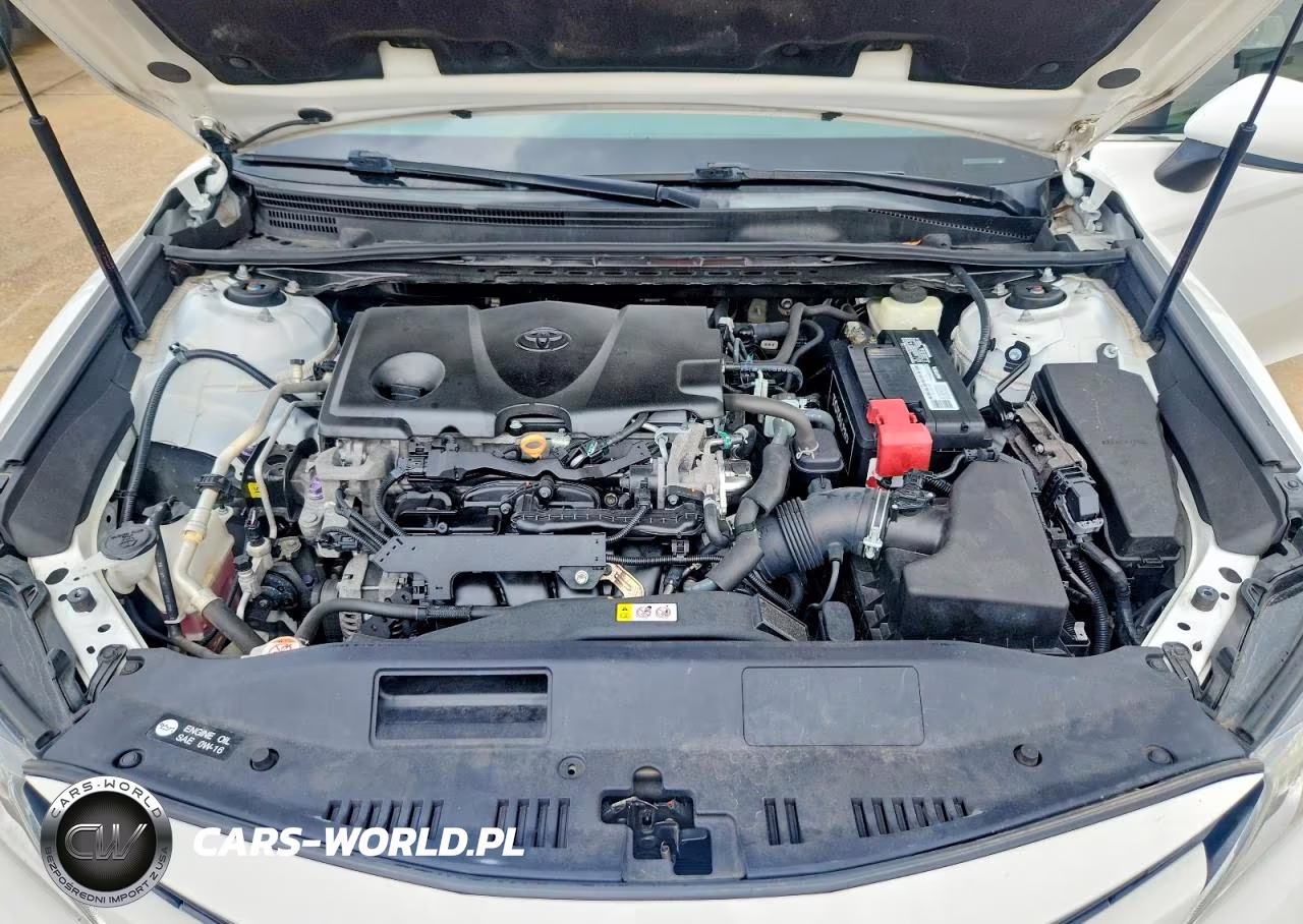2018 Toyota Camry Le VIN:4T1B11HK5JU074019 - 11