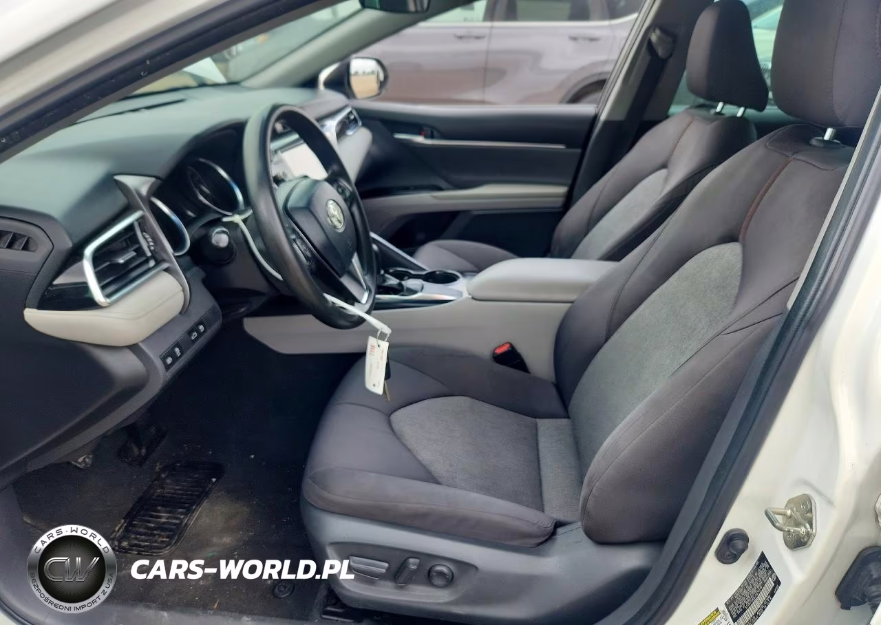 2018 Toyota Camry Le VIN:4T1B11HK5JU074019 - 7