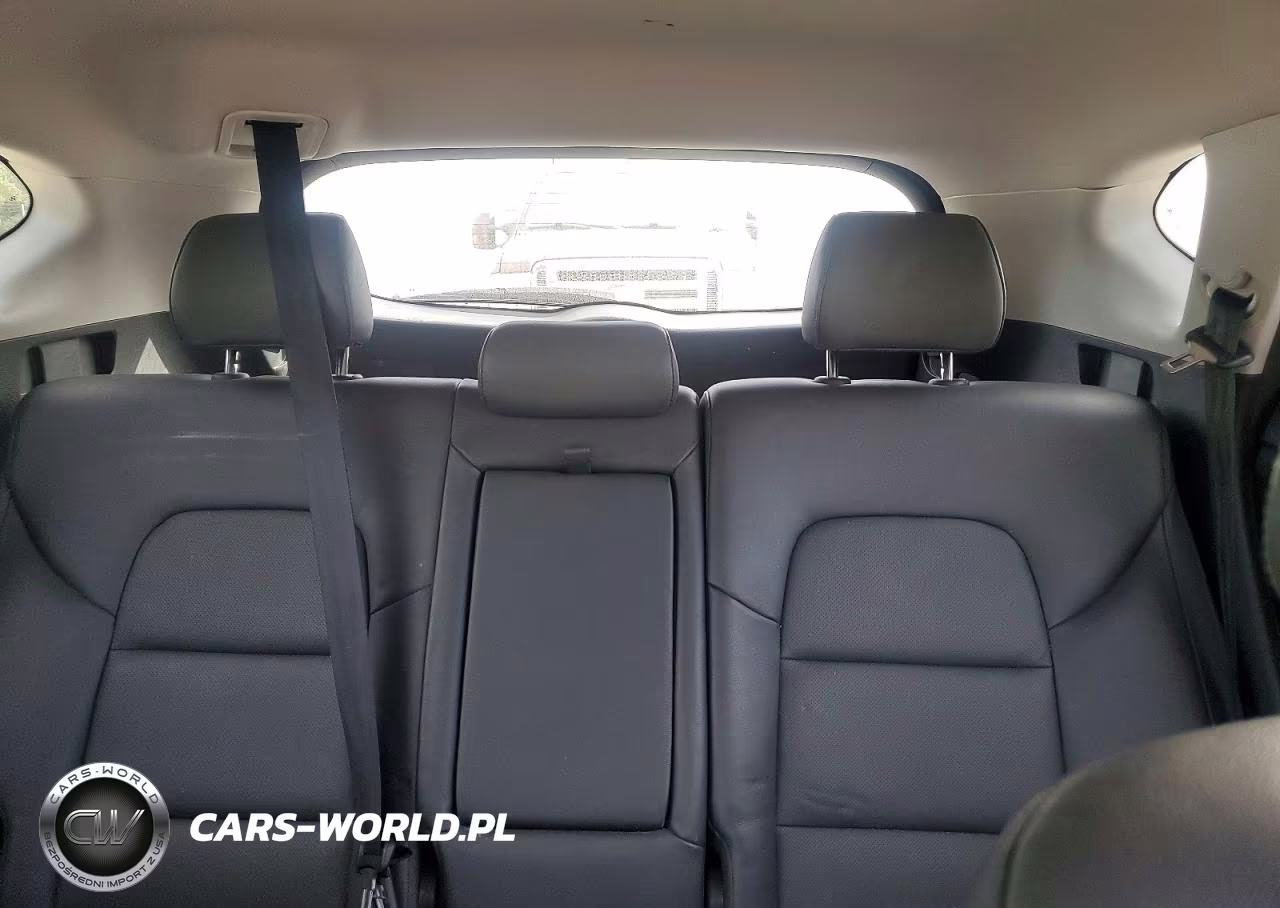 2017 Hyundai Tucson Se Plus VIN:KM8J33A40HU474836 - 10