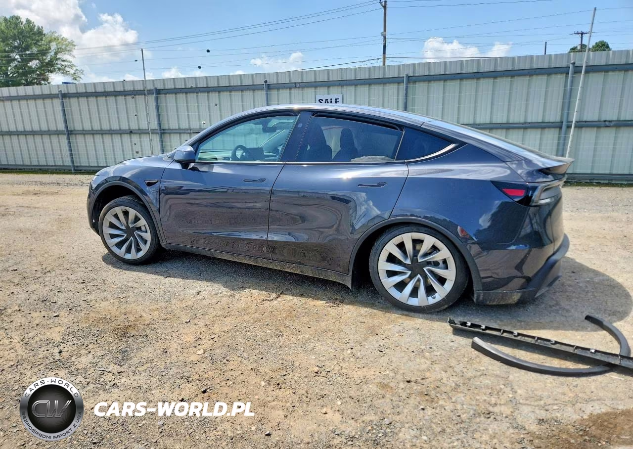 2026 Tesla Model Y VIN:7SAYGDEDXTA609183 - 2