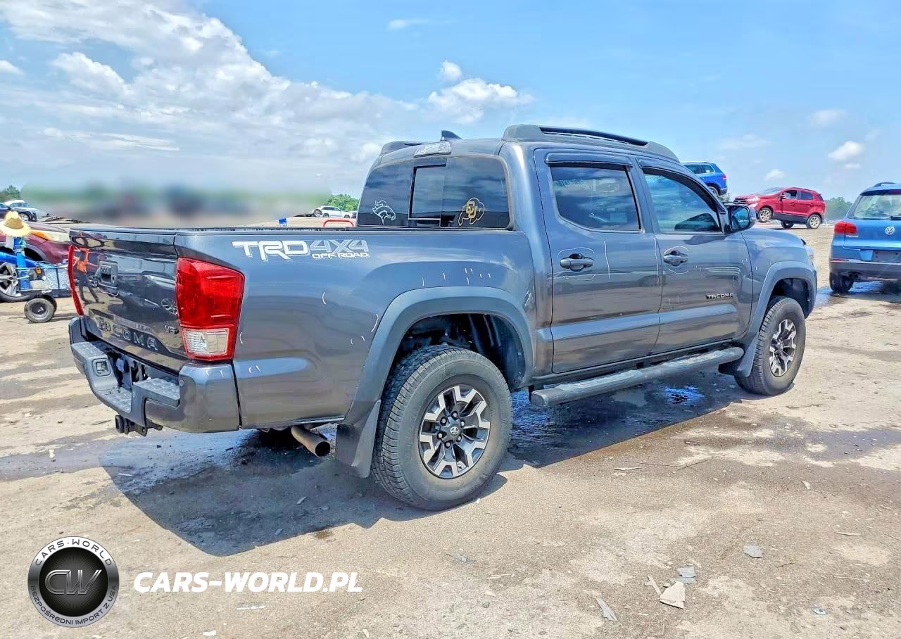 2017 Toyota Tacoma Trd Off-Road VIN:3TMCZ5AN7HM065589 - 3