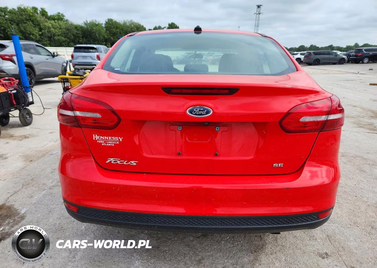 2017 Ford Focus Se VIN:1FADP3F28HL207999 - 6