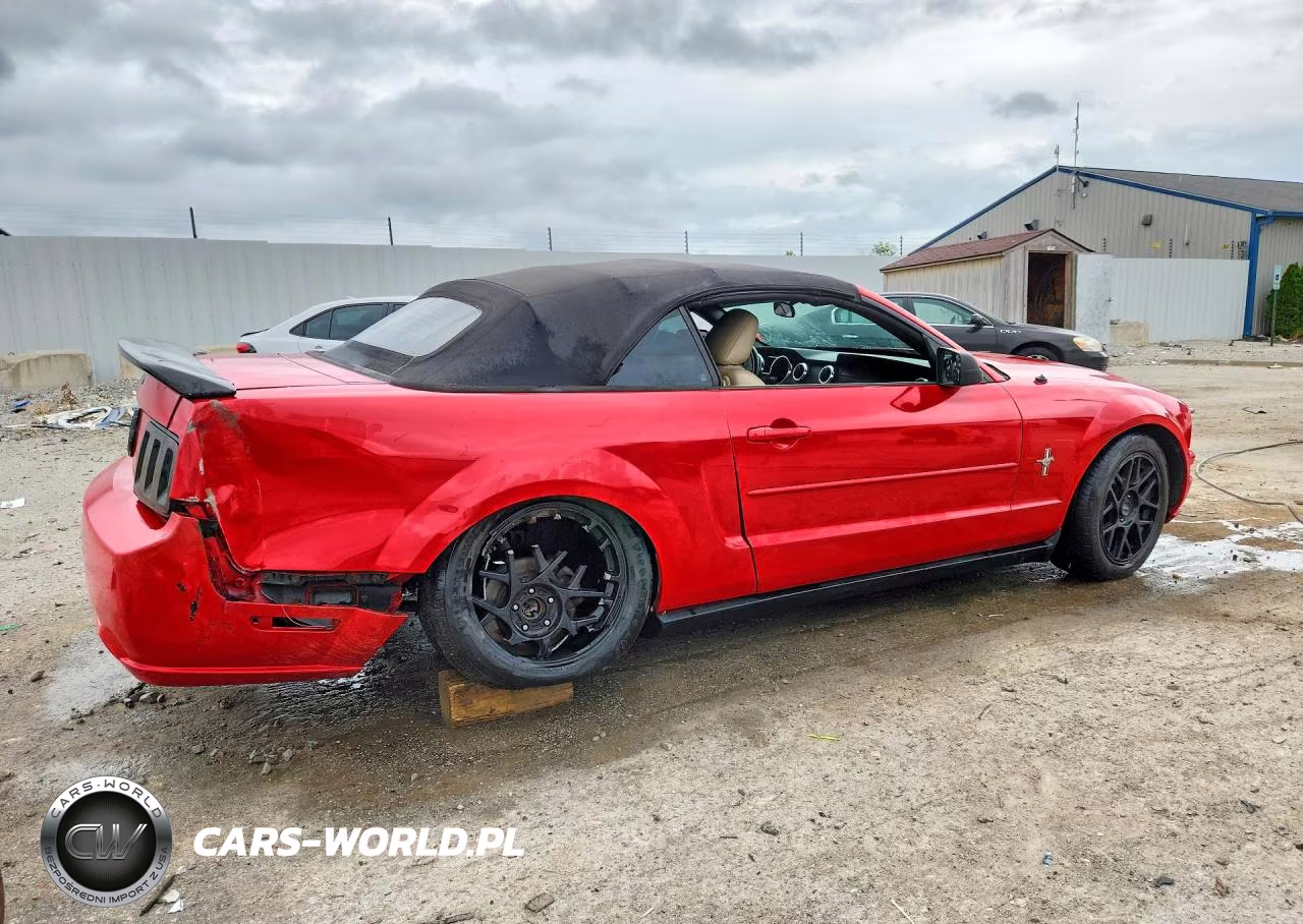 2007 Ford Mustang VIN:1ZVFT84NX75321852 - 3