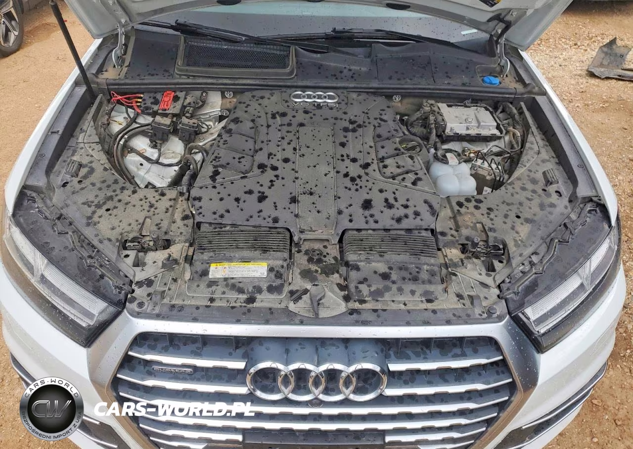2018 Audi Q7 Prestige VIN:WA1VAAF75JD052385 - 12