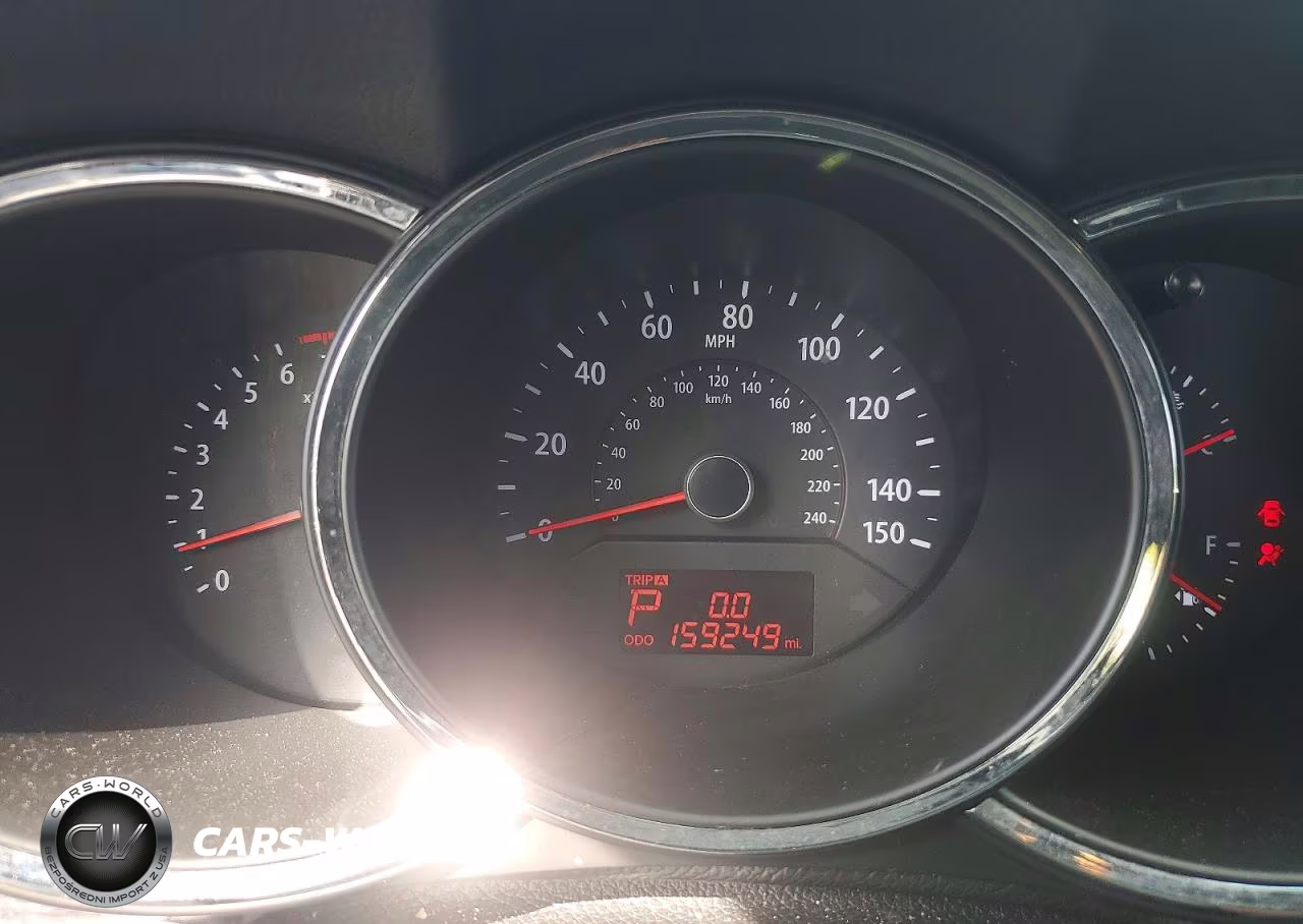 2013 Kia Sorento Lx VIN:5XYKTCA68DG322289 - 9