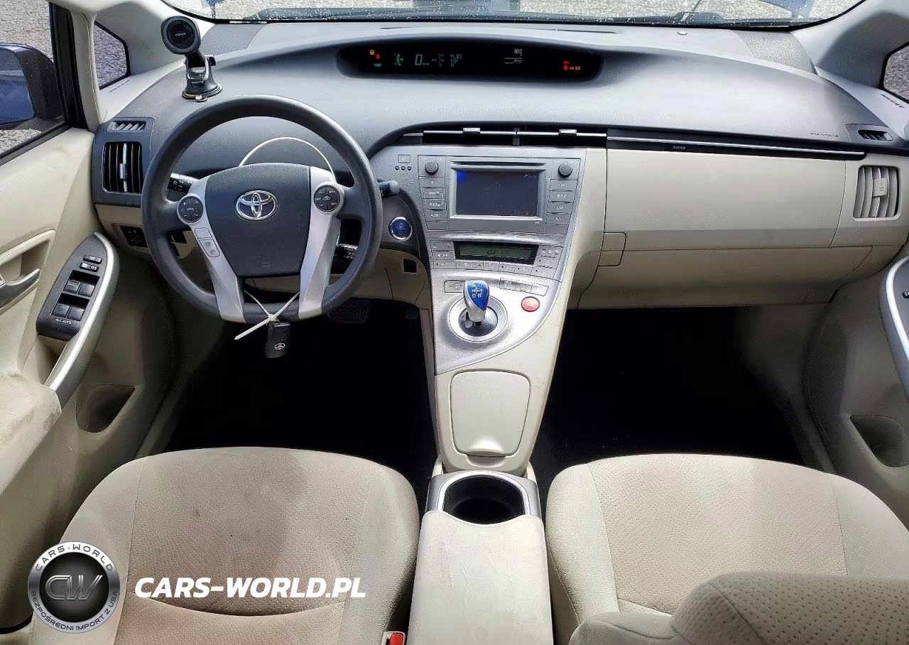 2015 Toyota Prius Two VIN:JTDKN3DUXF1899316 - 8