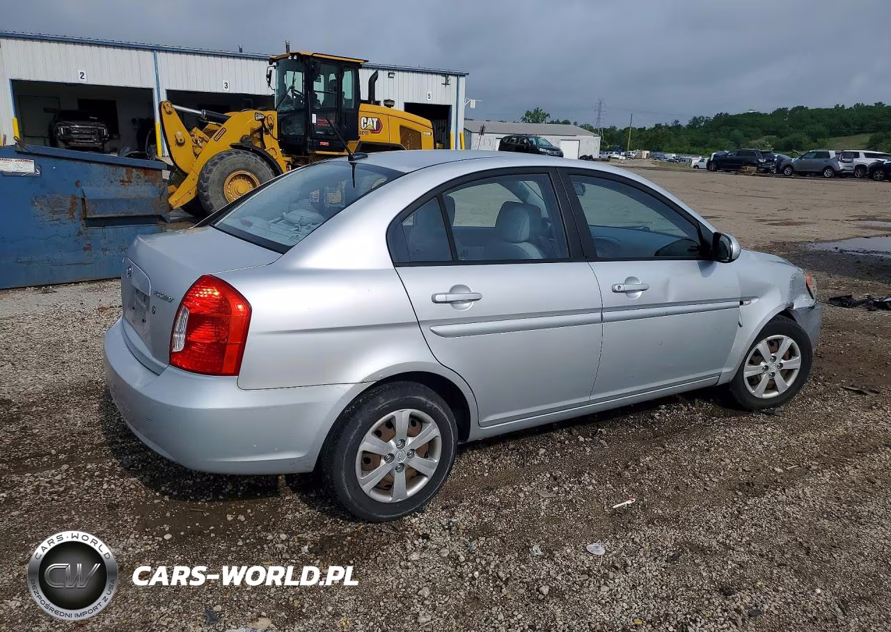 2010 Hyundai Accent Gls VIN:KMHCN4AC7AU465086 - 3