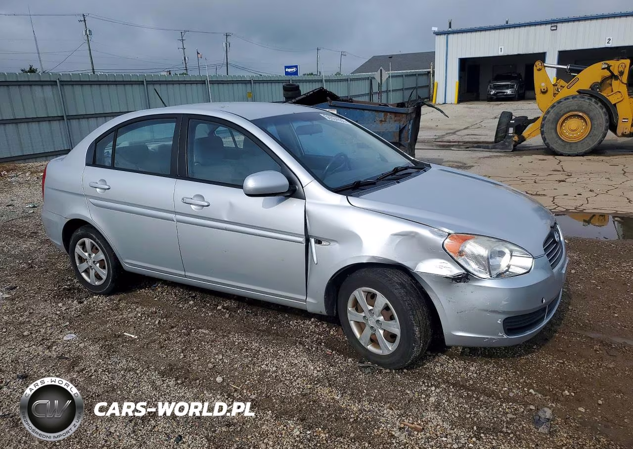 2010 Hyundai Accent Gls VIN:KMHCN4AC7AU465086 - 4