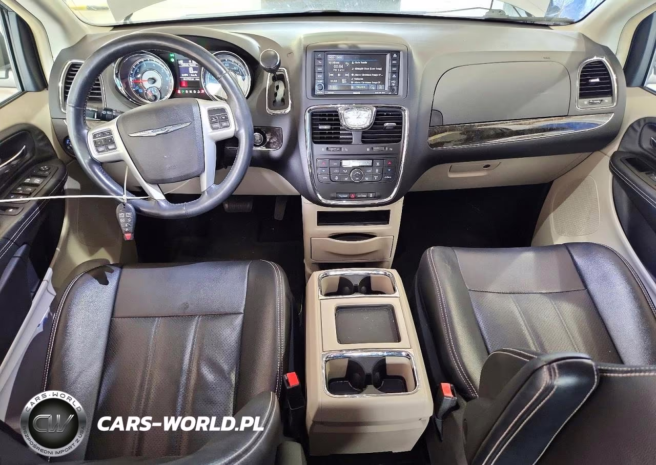 2015 Chrysler Town & Country Touring L VIN:2C4RC1CG4FR506488 - 8