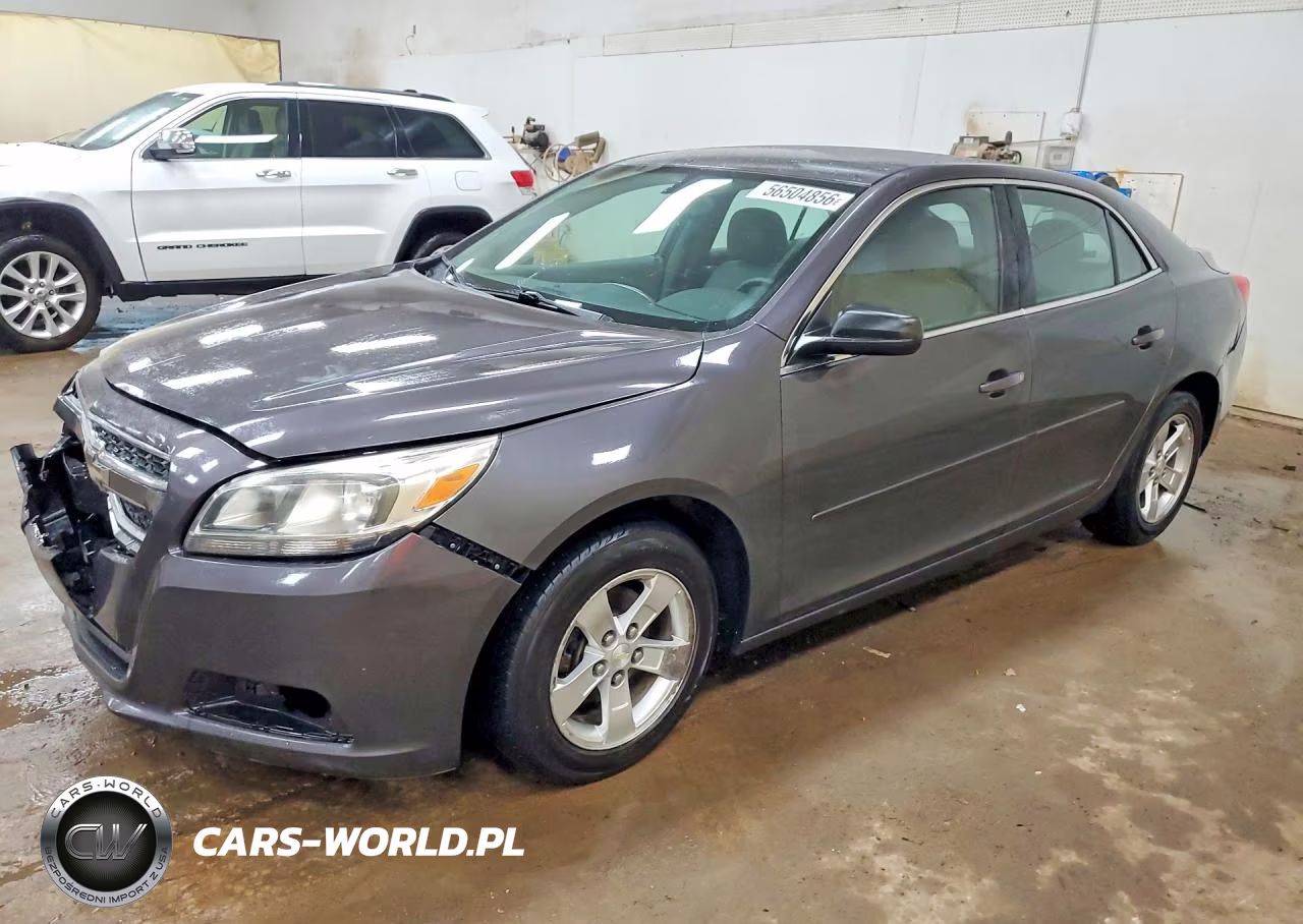 2013 Chevrolet Malibu Ls – zdjęcie 1 z 12