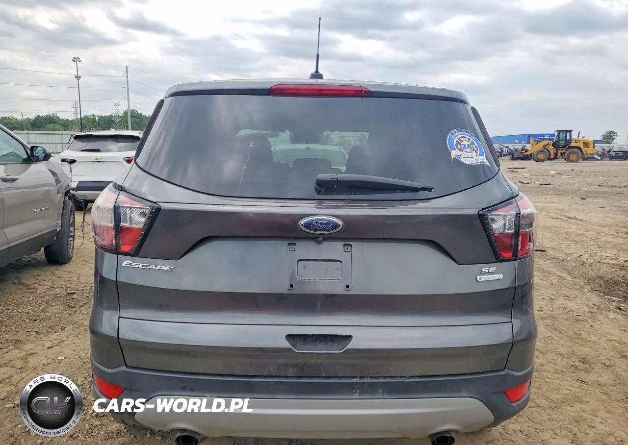 2017 Ford Escape Se VIN:1FMCU0GD9HUD52195 - 6