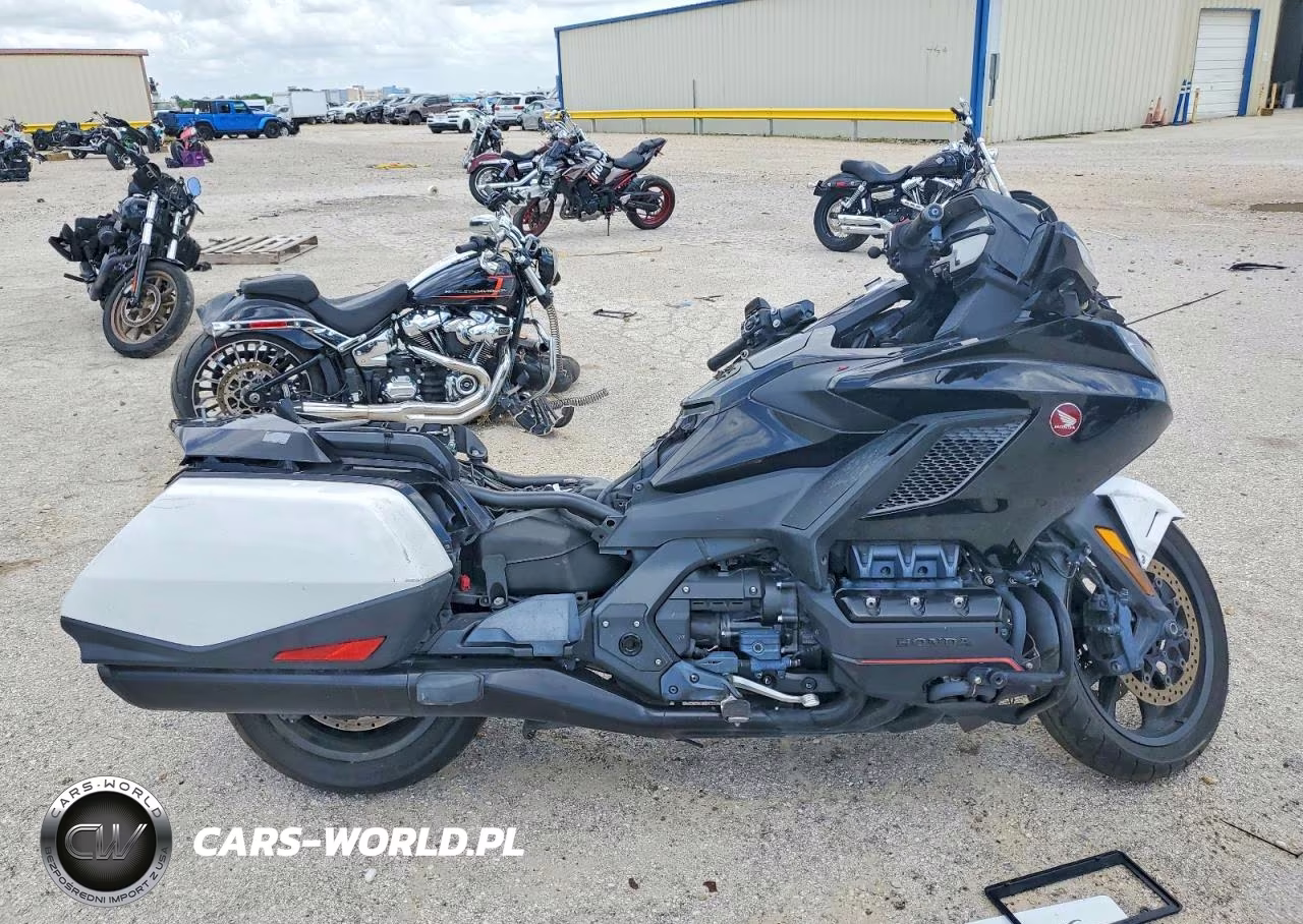 2021 Honda Gl1800 B – zdjęcie 1 z 8