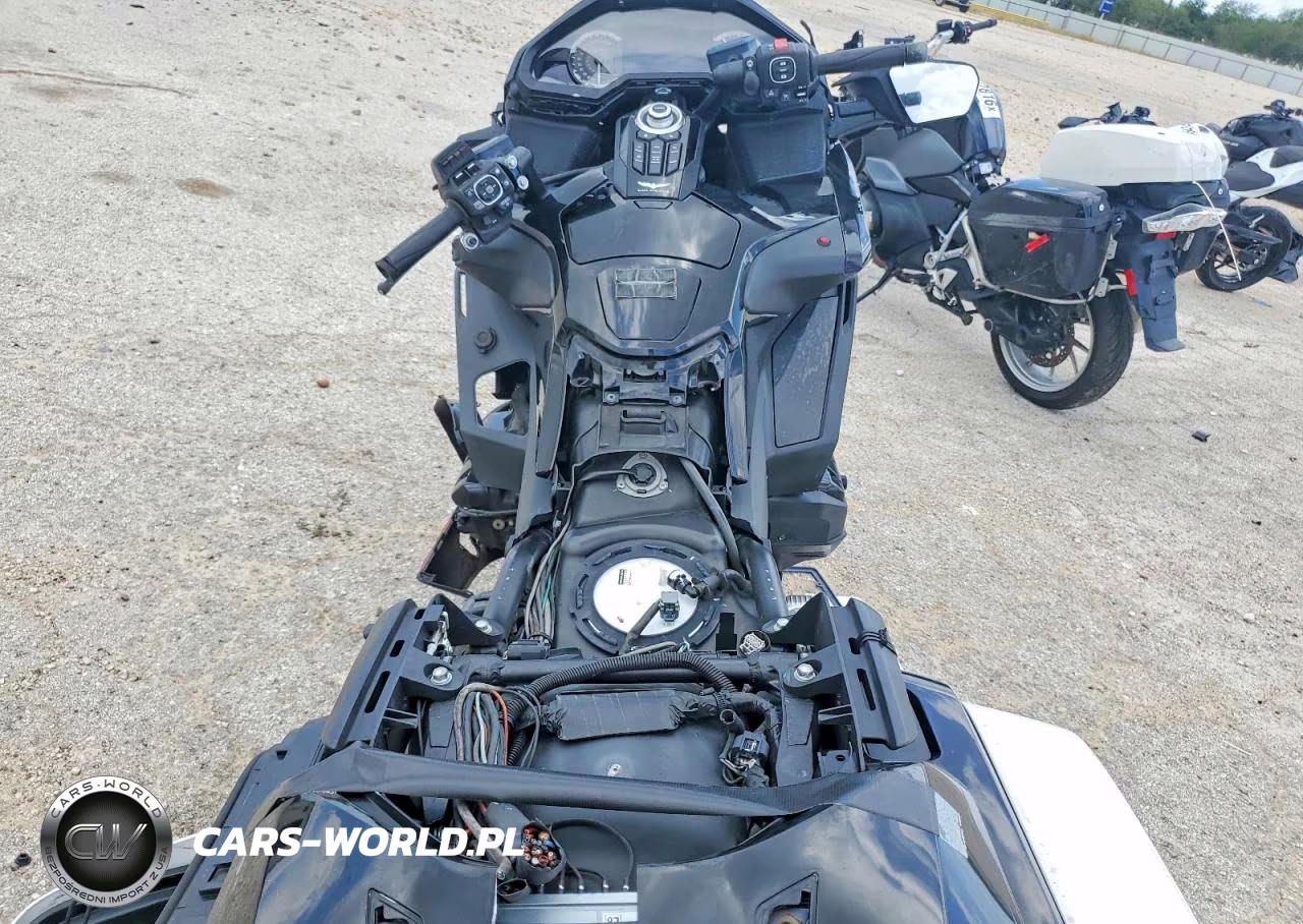 2021 Honda Gl1800 B VIN:JH2SC7913MK300251 - 6