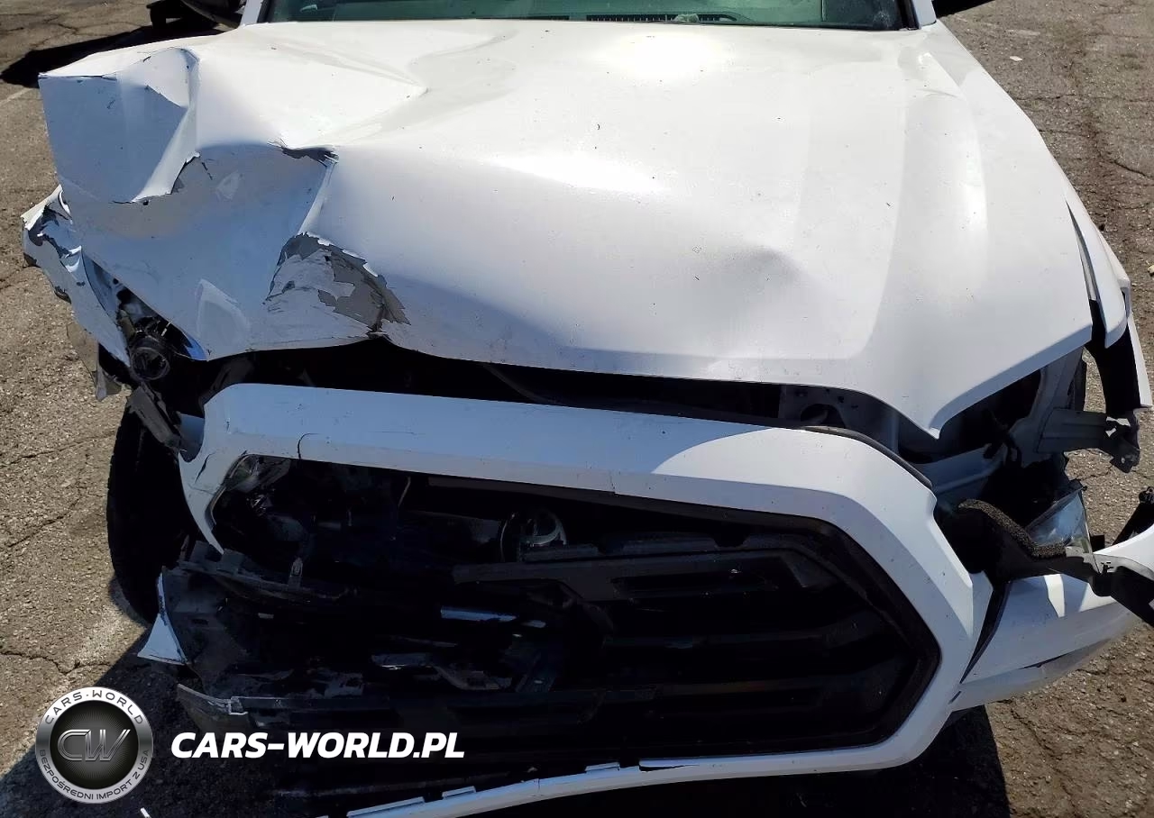 2018 Toyota Tacoma Sr VIN:5TFRX5GN5JX112030 - 11