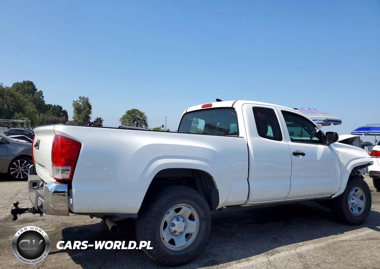 2018 Toyota Tacoma Sr VIN:5TFRX5GN5JX112030 - 3