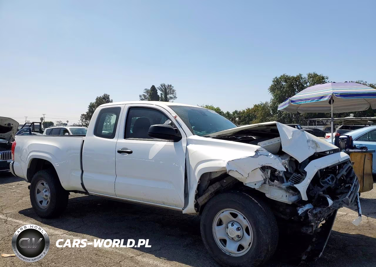 2018 Toyota Tacoma Sr VIN:5TFRX5GN5JX112030 - 4