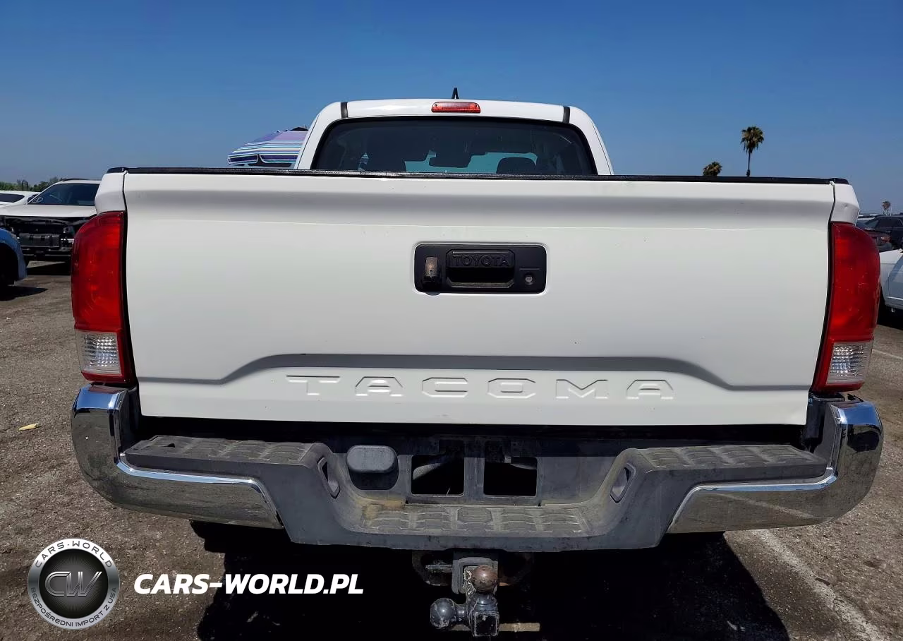 2018 Toyota Tacoma Sr VIN:5TFRX5GN5JX112030 - 6