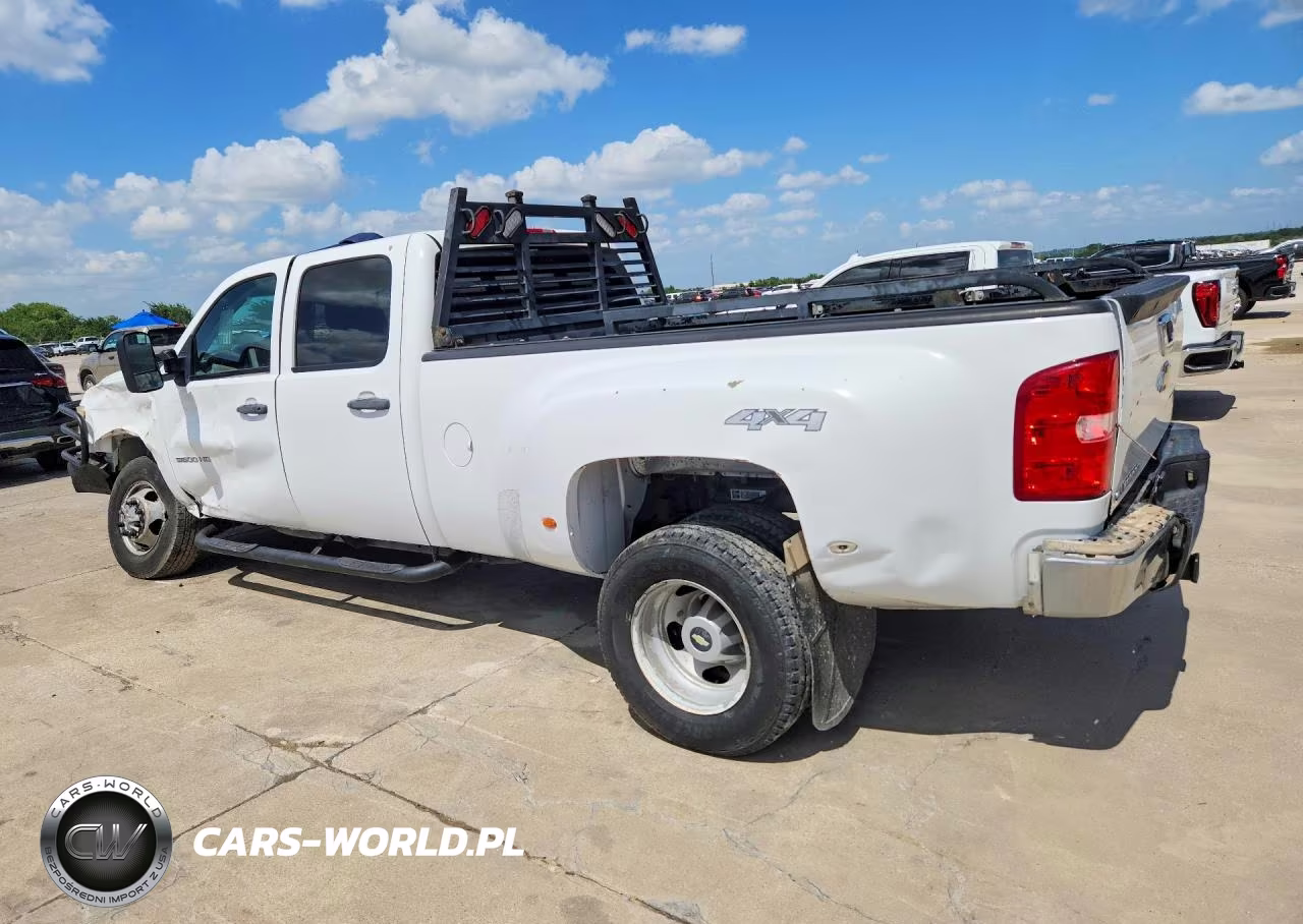 2011 Chevrolet Silverado K3500 VIN:1GC4KZC8XBF198717 - 2