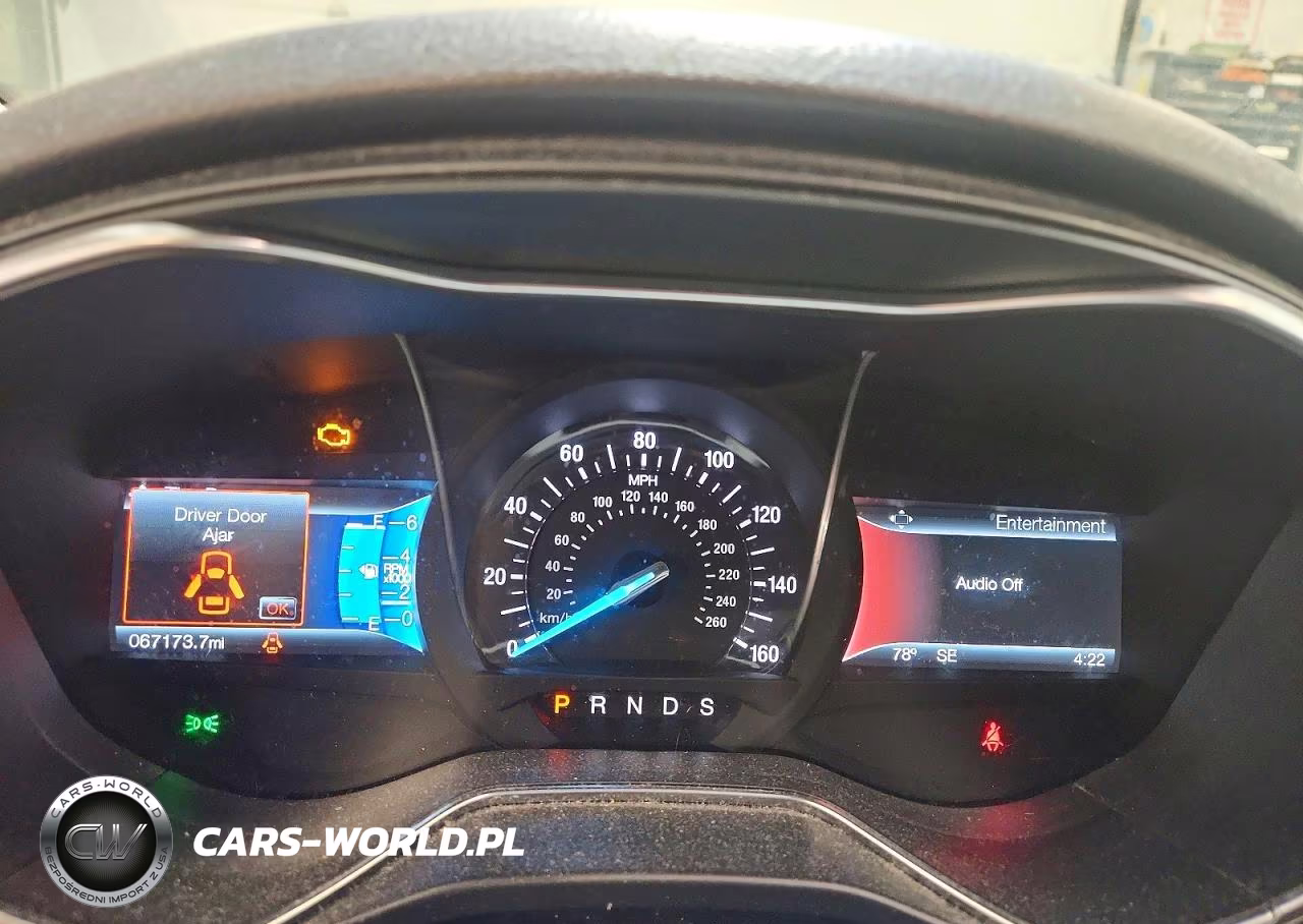 2018 Ford Fusion Titanium VIN:3FA6P0D91JR155761 - 9
