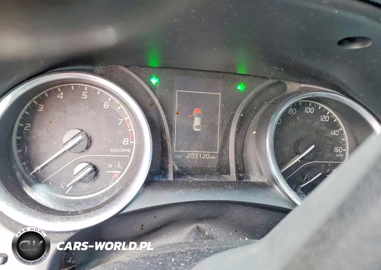 2018 Toyota Camry Le VIN:4T1B11HK9JU110973 - 9
