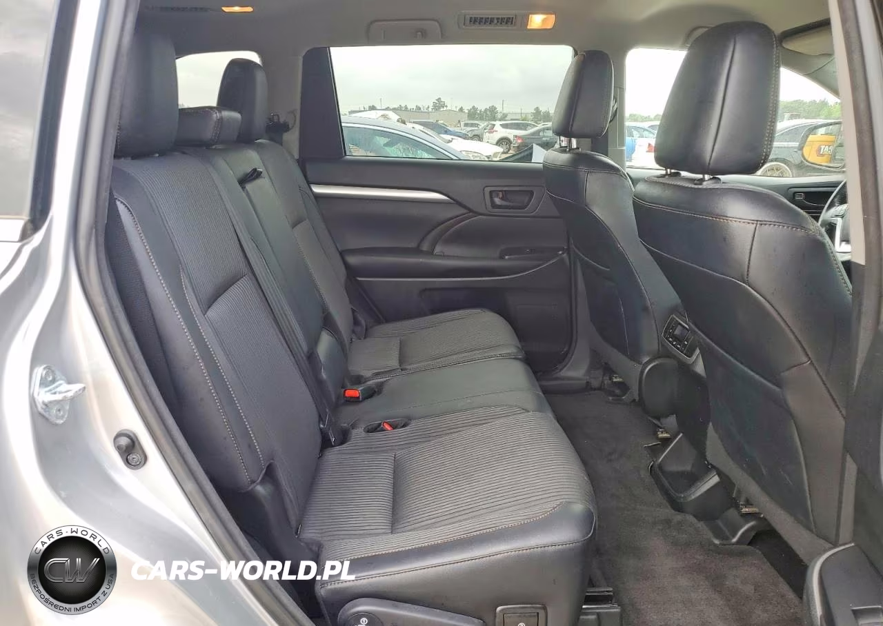 2017 Toyota Highlander Le Plus VIN:5TDZZRFH5HS190577 - 11