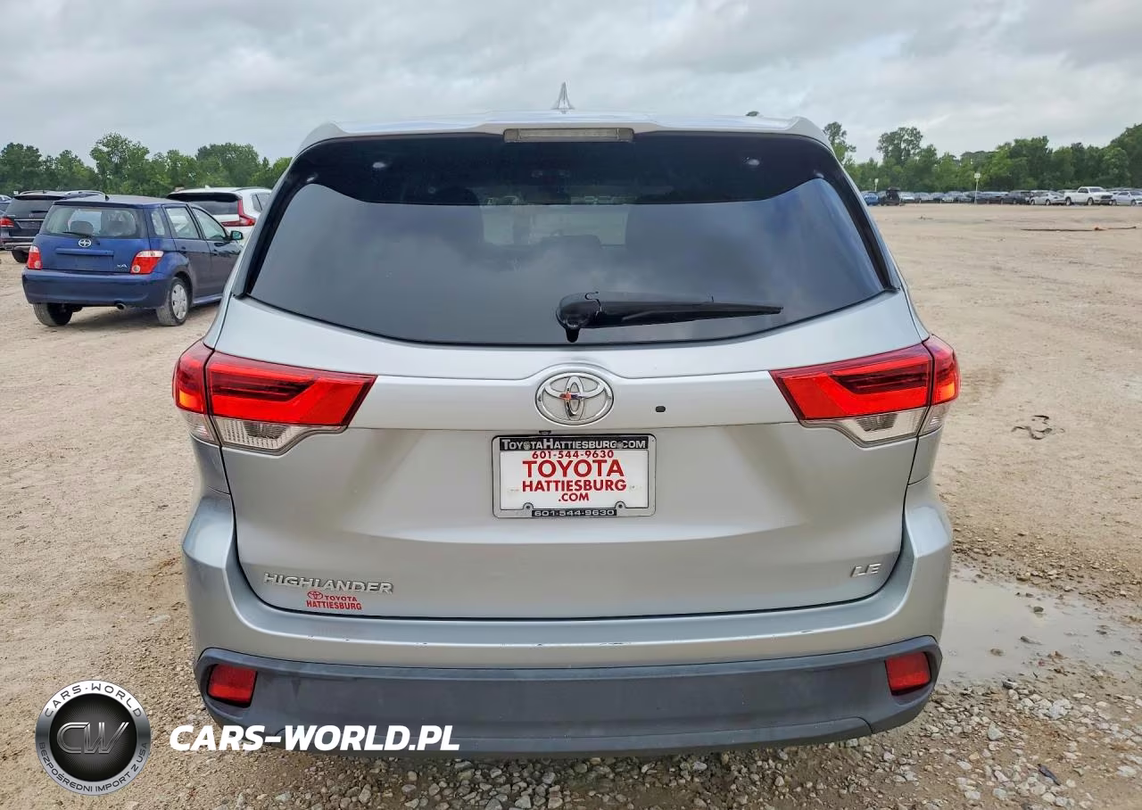 2017 Toyota Highlander Le Plus VIN:5TDZZRFH5HS190577 - 6