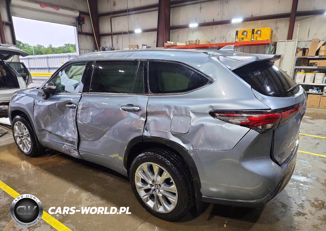 2022 Toyota Highlander Limited VIN:5TDDZRBH9NS213046 - 2