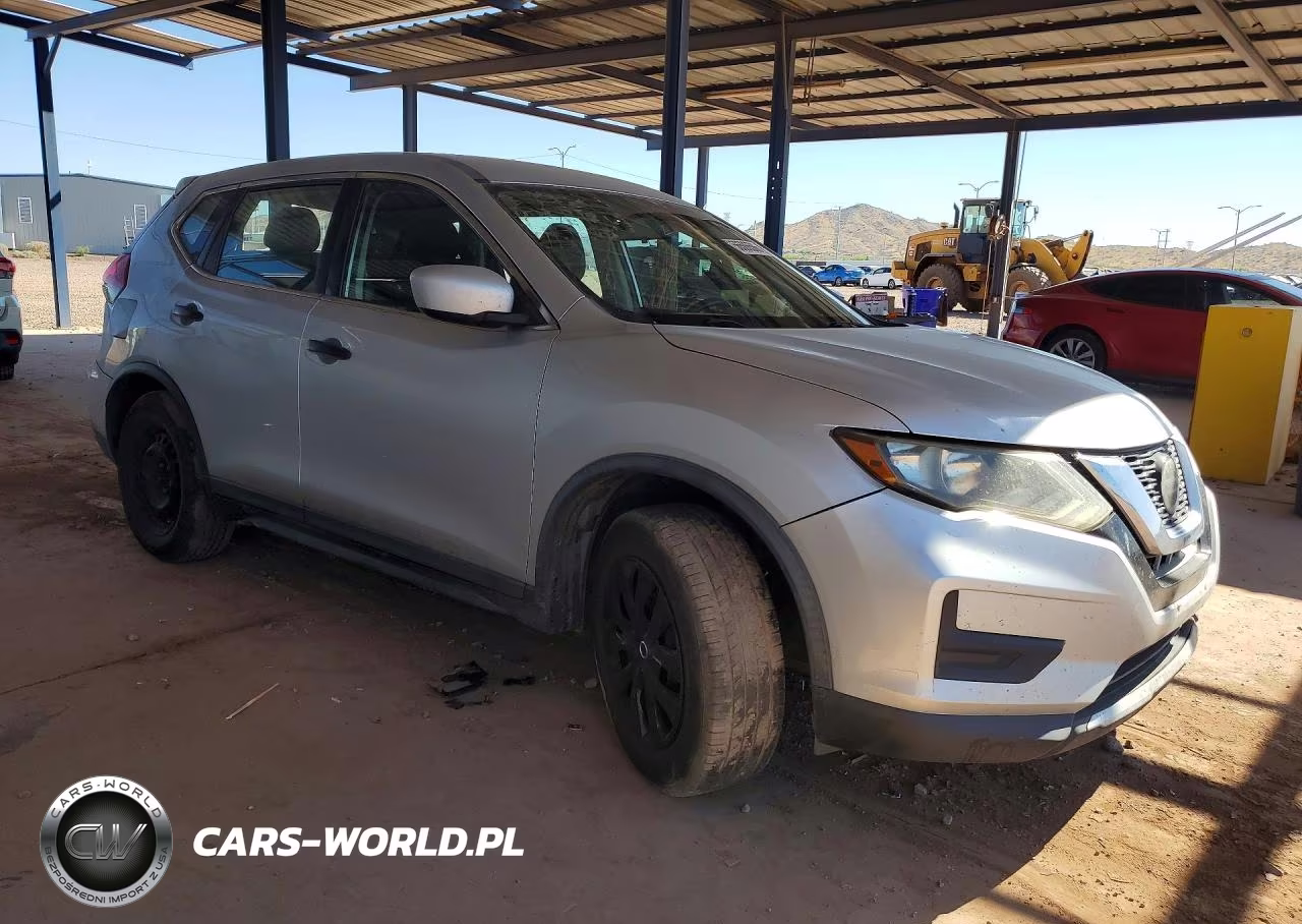 2018 Nissan Rogue S VIN:KNMAT2MT4JP501753 - 4